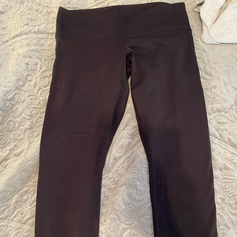 Lululemon black leggings size 6
